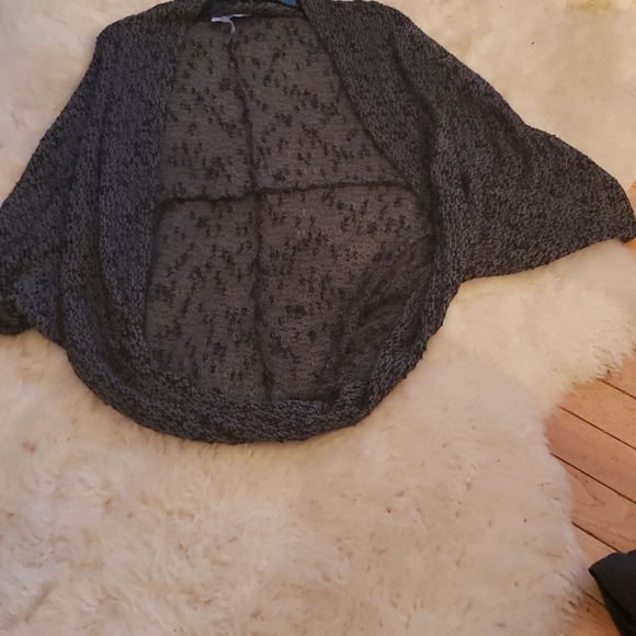 Sweater - Picture 5 of 7